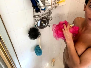 Amateur young teen solo masturbation on her livingroom