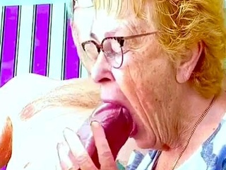 Cathy Blowjob Slut Granny Loves Sucking off Neighbours Cock